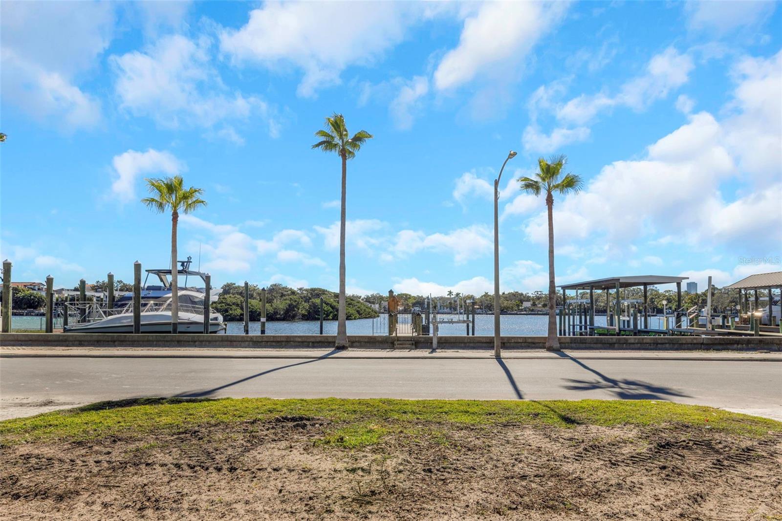 140 BRIGHTWATERS BLVD NE, ST PETERSBURG, FL — photo 87