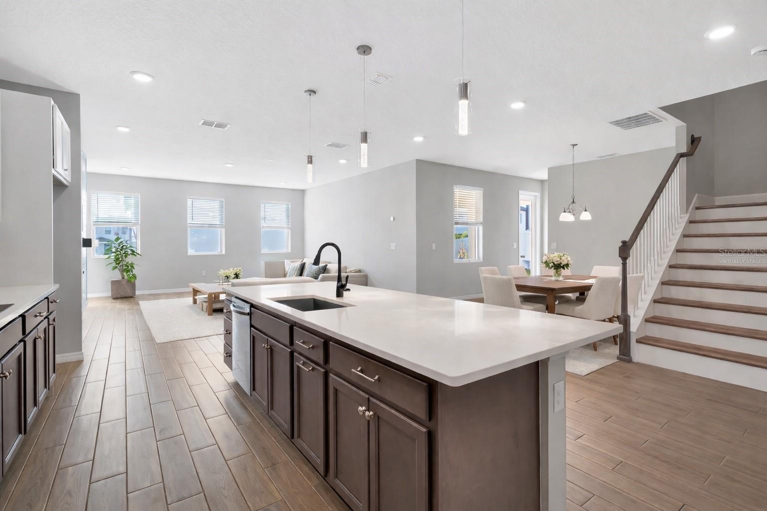2290 ENDEAVOR WAY, MINNEOLA, FL — photo 5