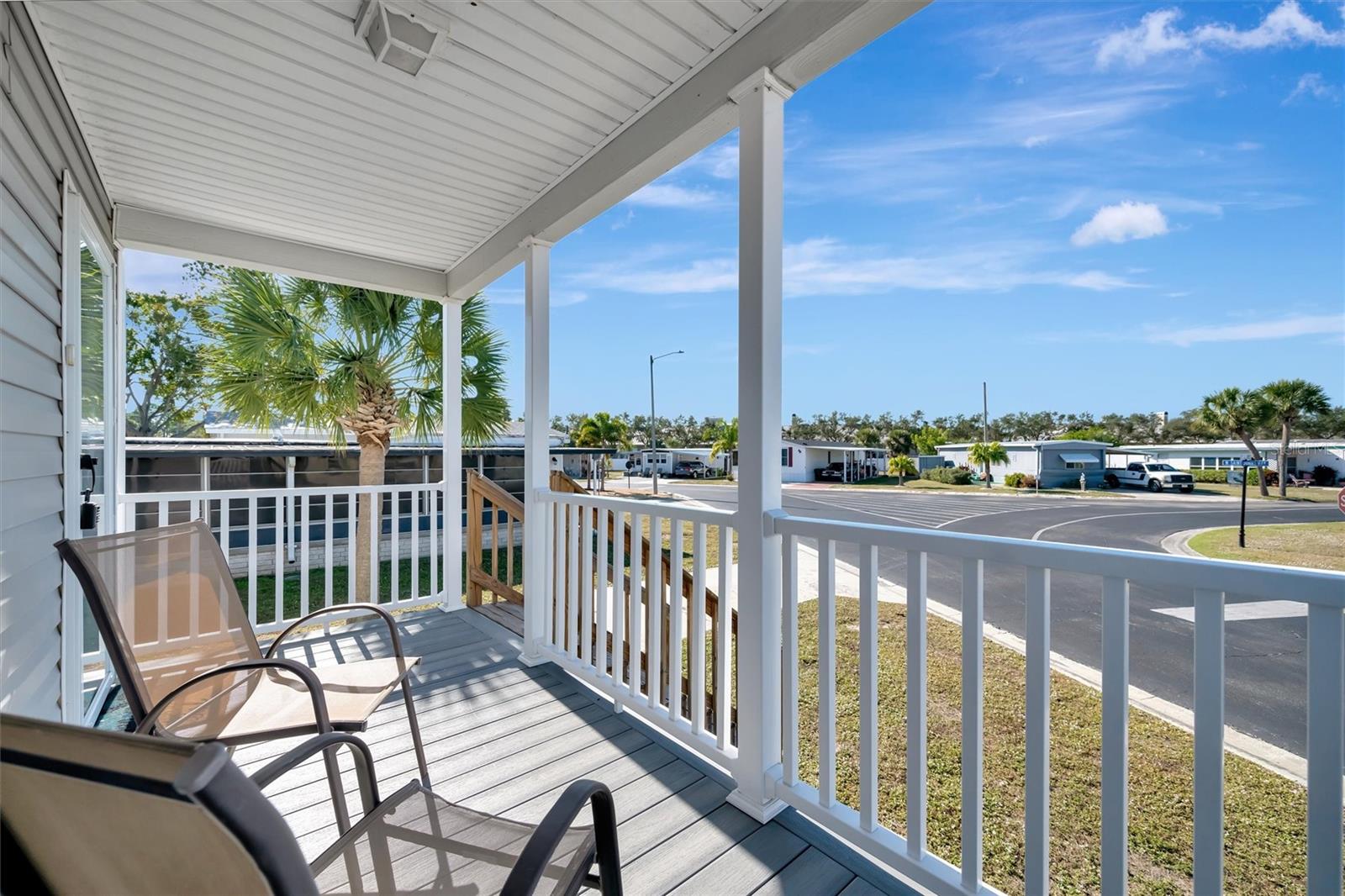 105 W SAINT JOHNS WAY, APOLLO BEACH, FL — photo 3