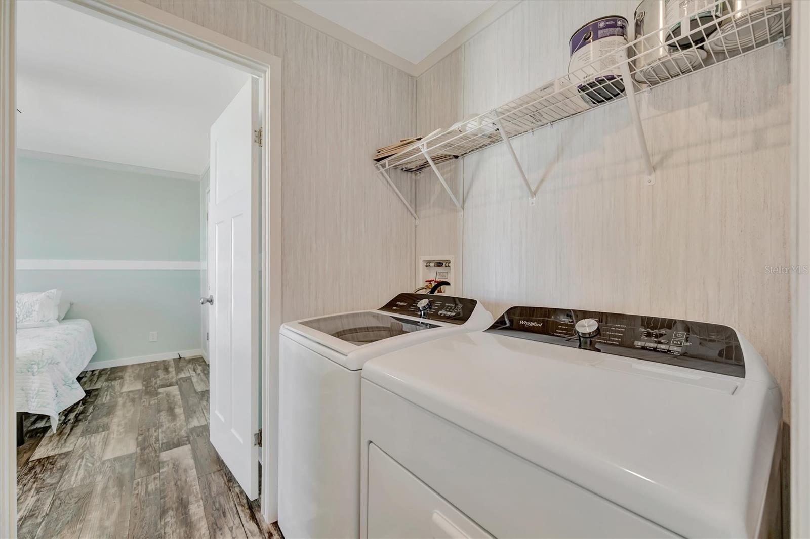 105 W SAINT JOHNS WAY, APOLLO BEACH, FL — photo 17