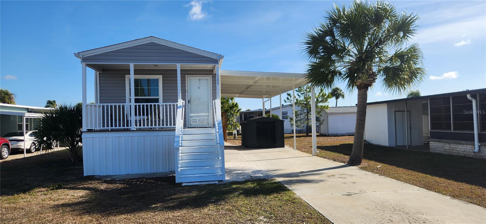 105 W SAINT JOHNS WAY, APOLLO BEACH, FL