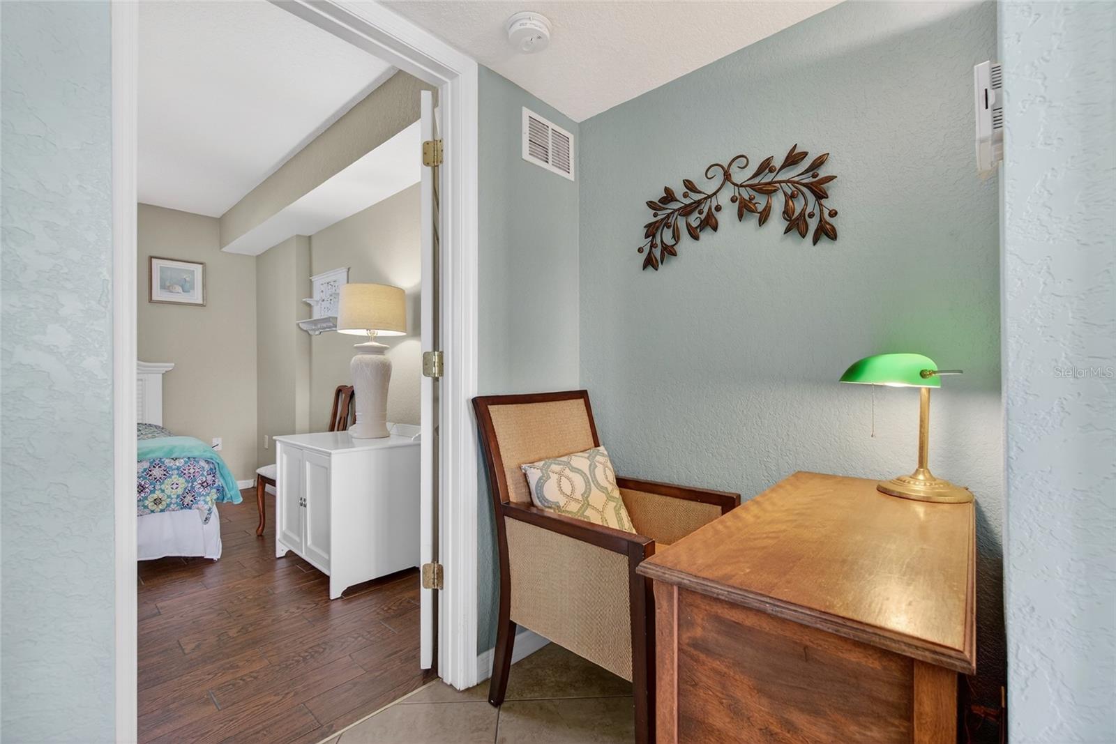 445 HAMDEN DR #405, CLEARWATER BEACH, FL — photo 17