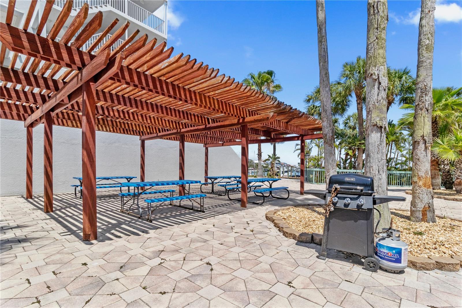 445 HAMDEN DR #405, CLEARWATER BEACH, FL — photo 49