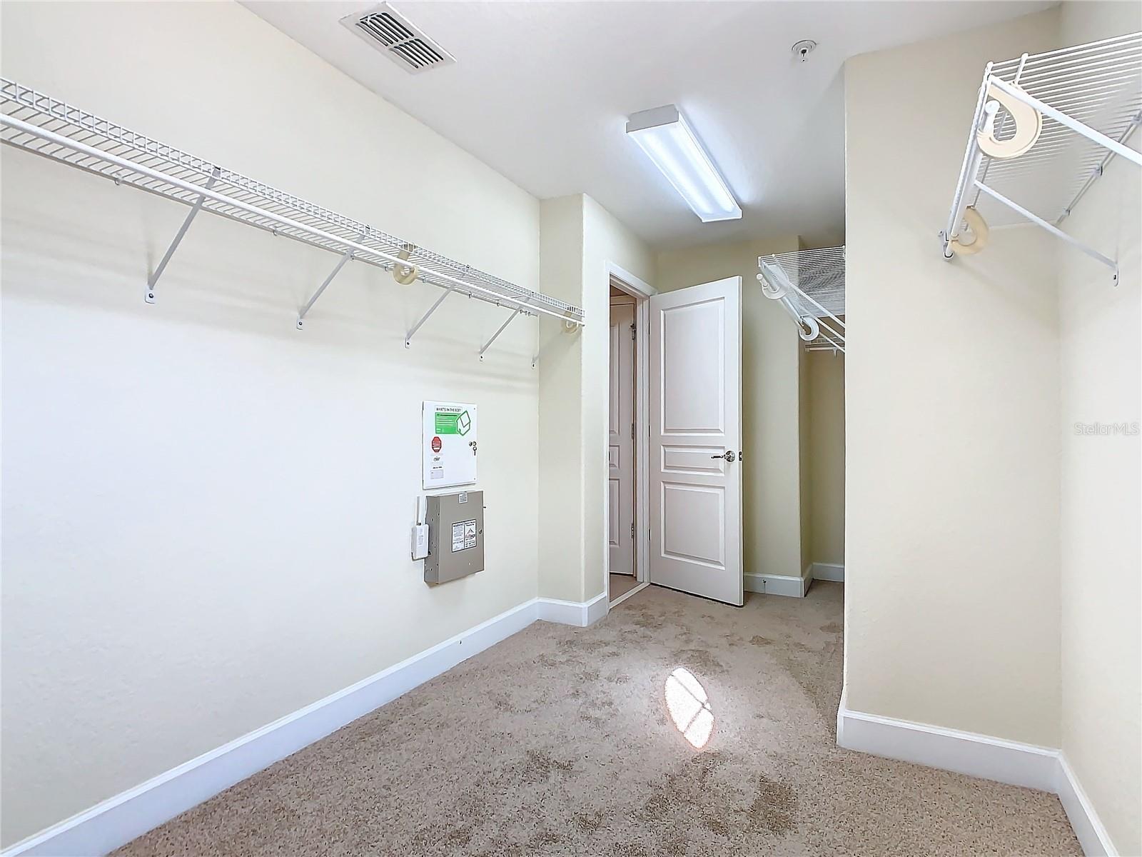 1300 GILFORD POINT LN, DAVENPORT, FL — photo 51