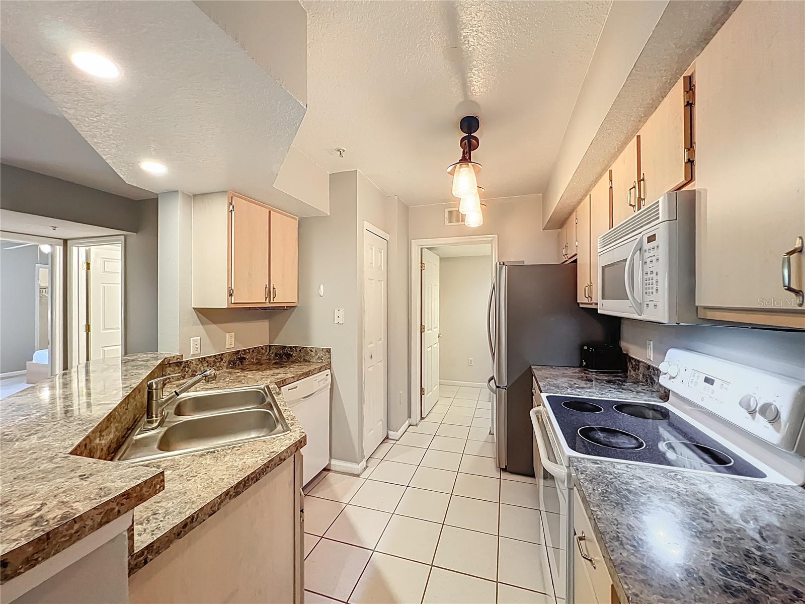 12602 CREST SPRINGS LN #1333, ORLANDO, FL — photo 17