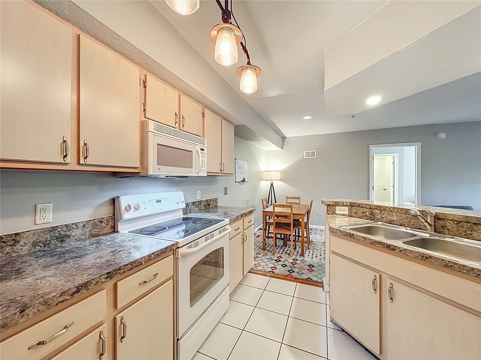 12602 CREST SPRINGS LN #1333, ORLANDO, FL — photo 21