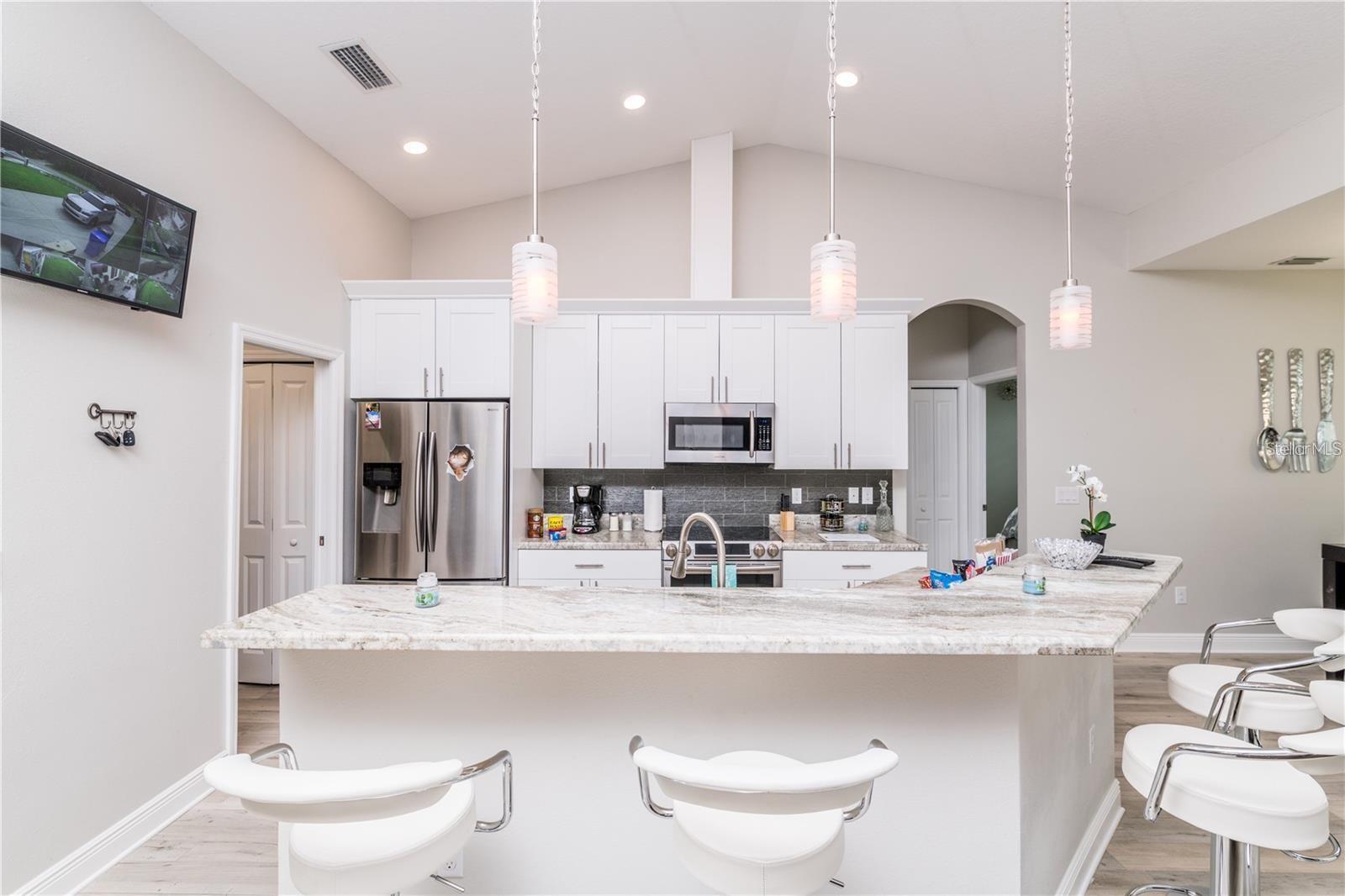 5816 LITTLE RIVER DR, TAMPA, FL — photo 8