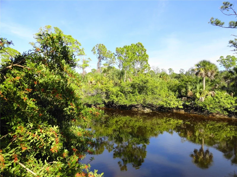 2146 MCCLEOD ST, PORT CHARLOTTE, FL