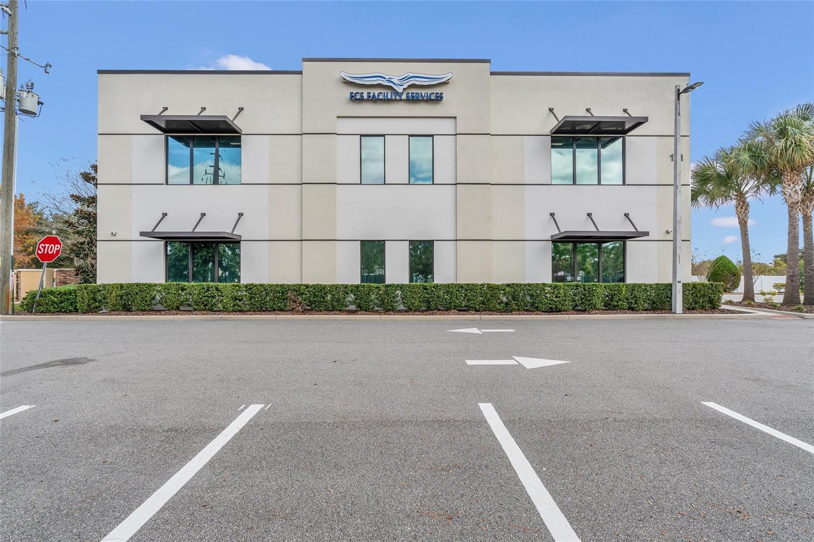 131 S COUNTRY CLUB RD, LAKE MARY, FL — photo 2