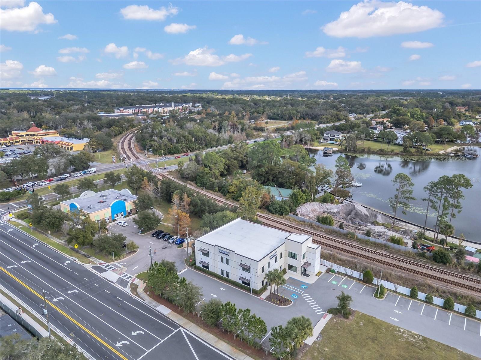 131 S COUNTRY CLUB RD, LAKE MARY, FL — photo 3