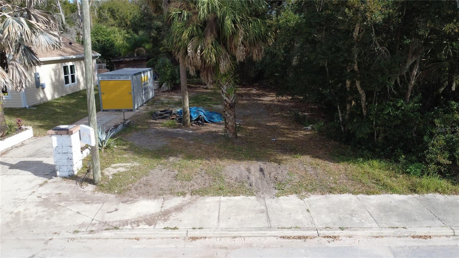 2735 HARRY T MOORE AVE, MIMS, FL