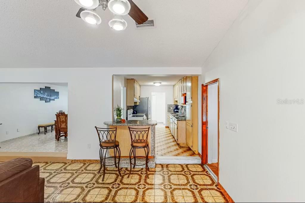 6223 TRAVIS BLVD, TAMPA, FL — photo 6