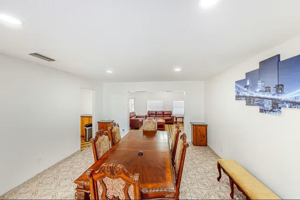6223 TRAVIS BLVD, TAMPA, FL — photo 10