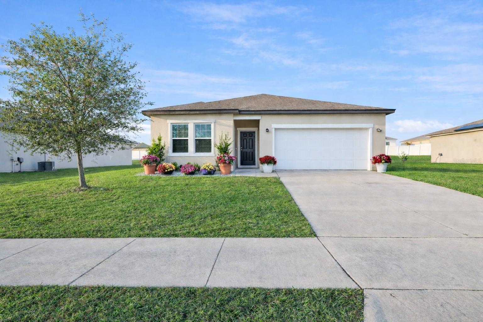 16434 BLOOMING CHERRY DR, GROVELAND, FL