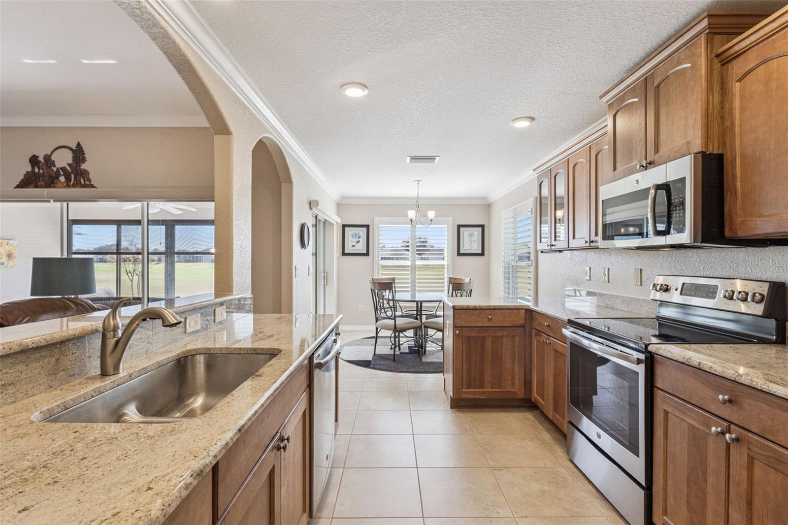27143 ROANOKE DR, LEESBURG, FL — photo 17