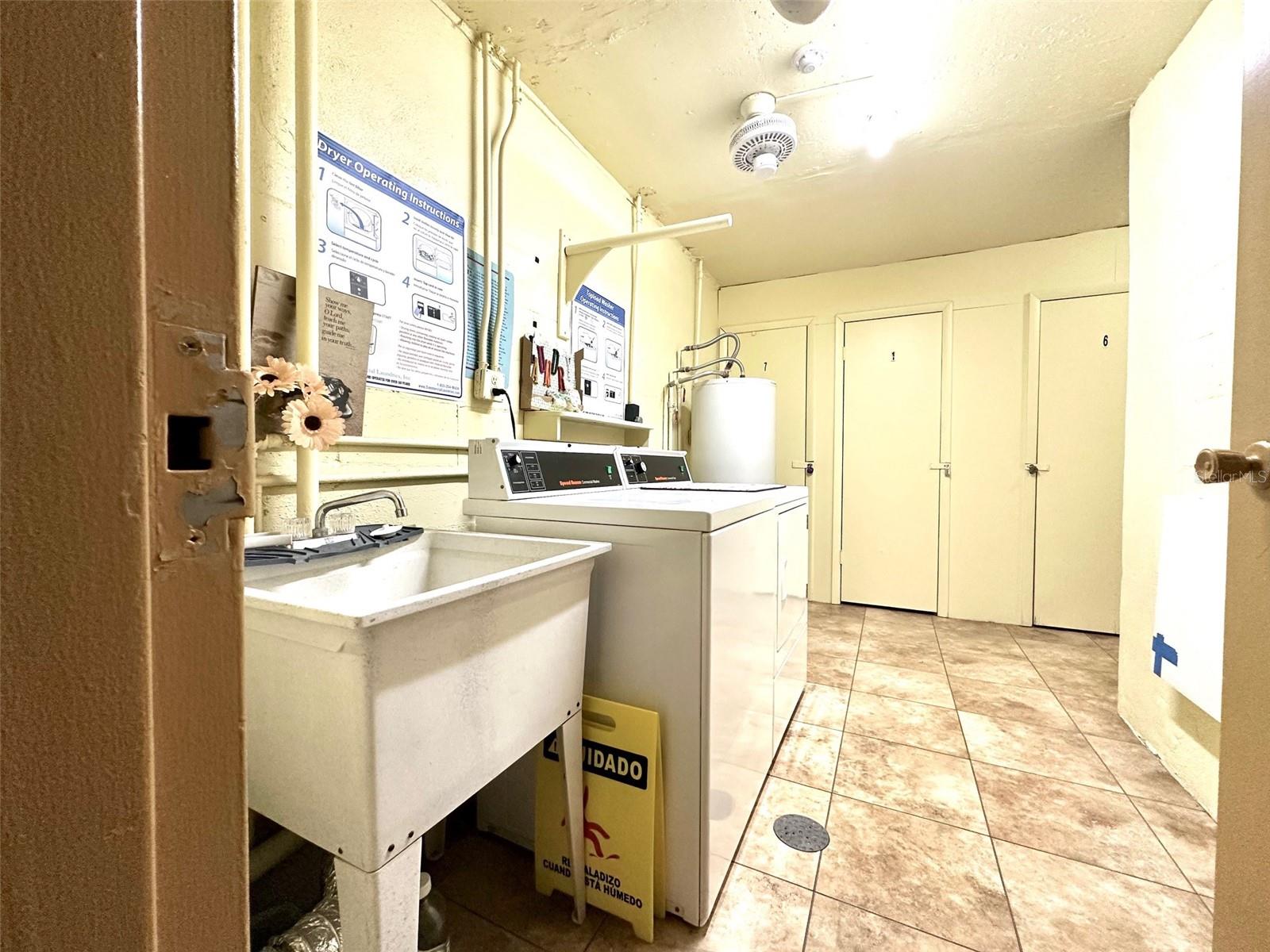 4550 COVE CIR #905, ST PETERSBURG, FL — photo 10