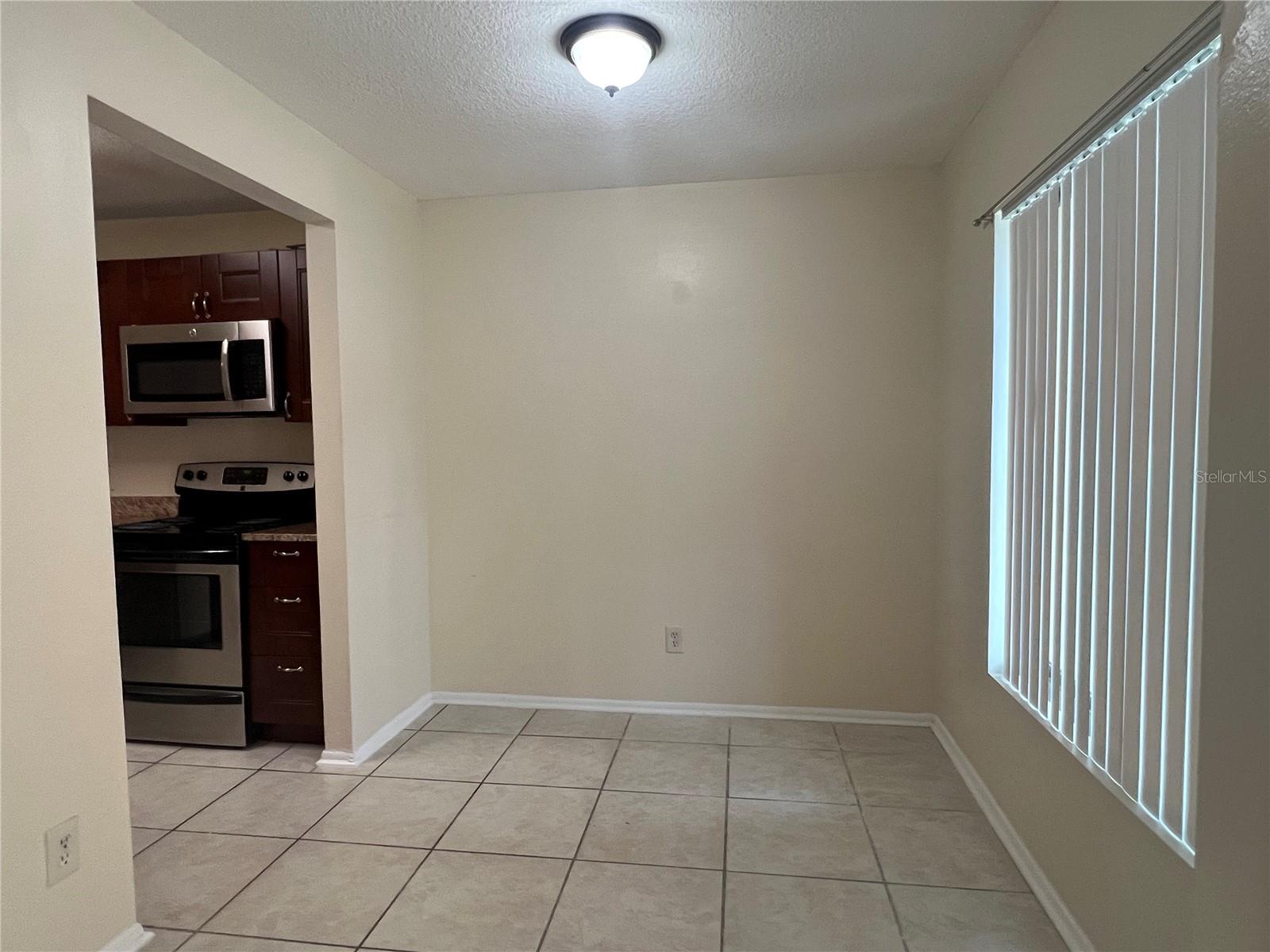 1428 HIGHLAND RIDGE CIR, BRANDON, FL — photo 4