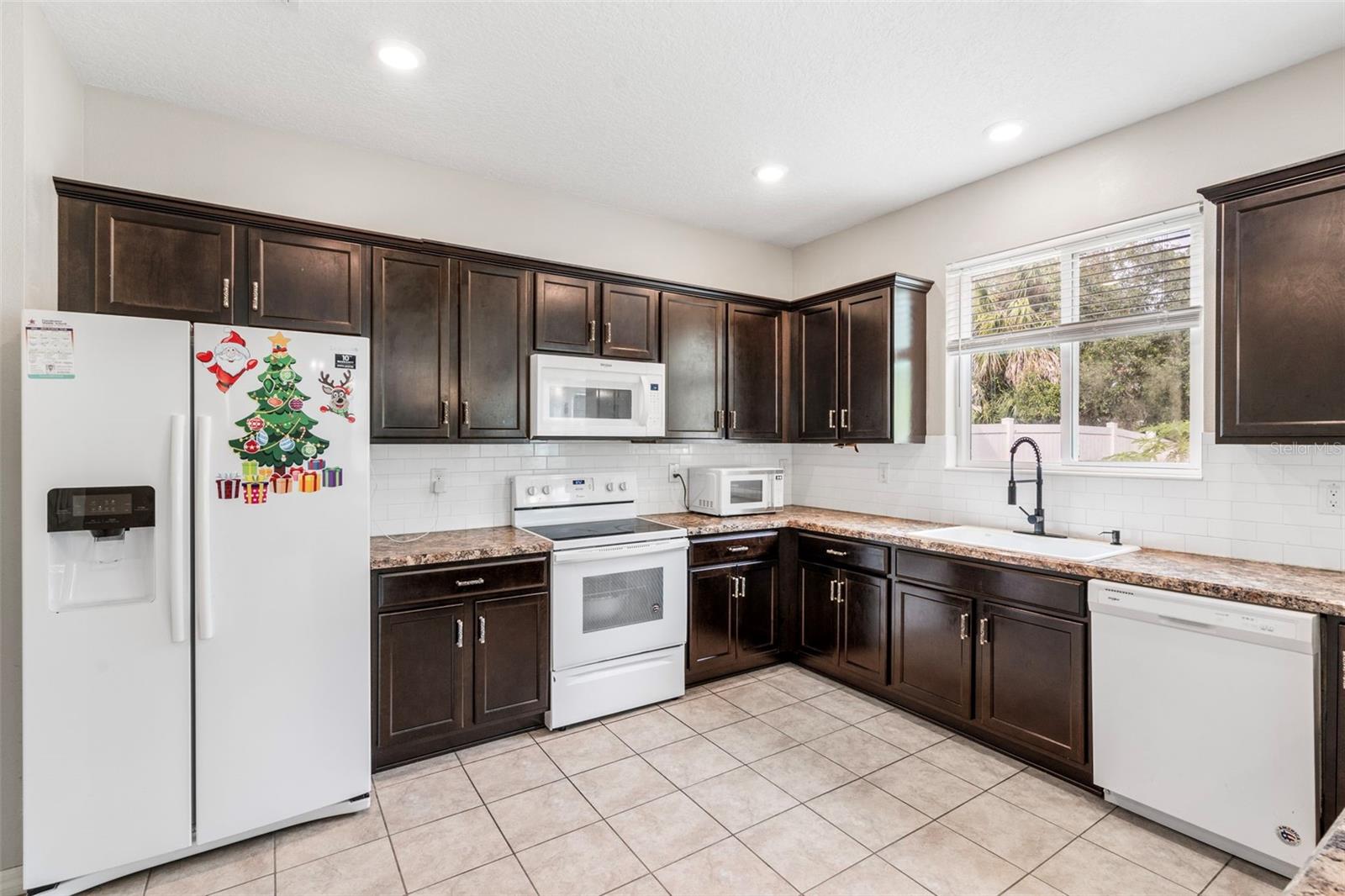 7710 SUNSHINE BRIDGE AVE, GIBSONTON, FL — photo 29