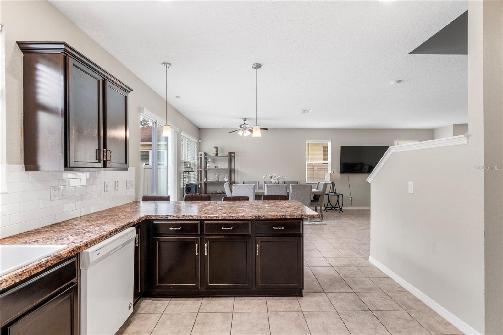 7710 SUNSHINE BRIDGE AVE, GIBSONTON, FL — photo 32