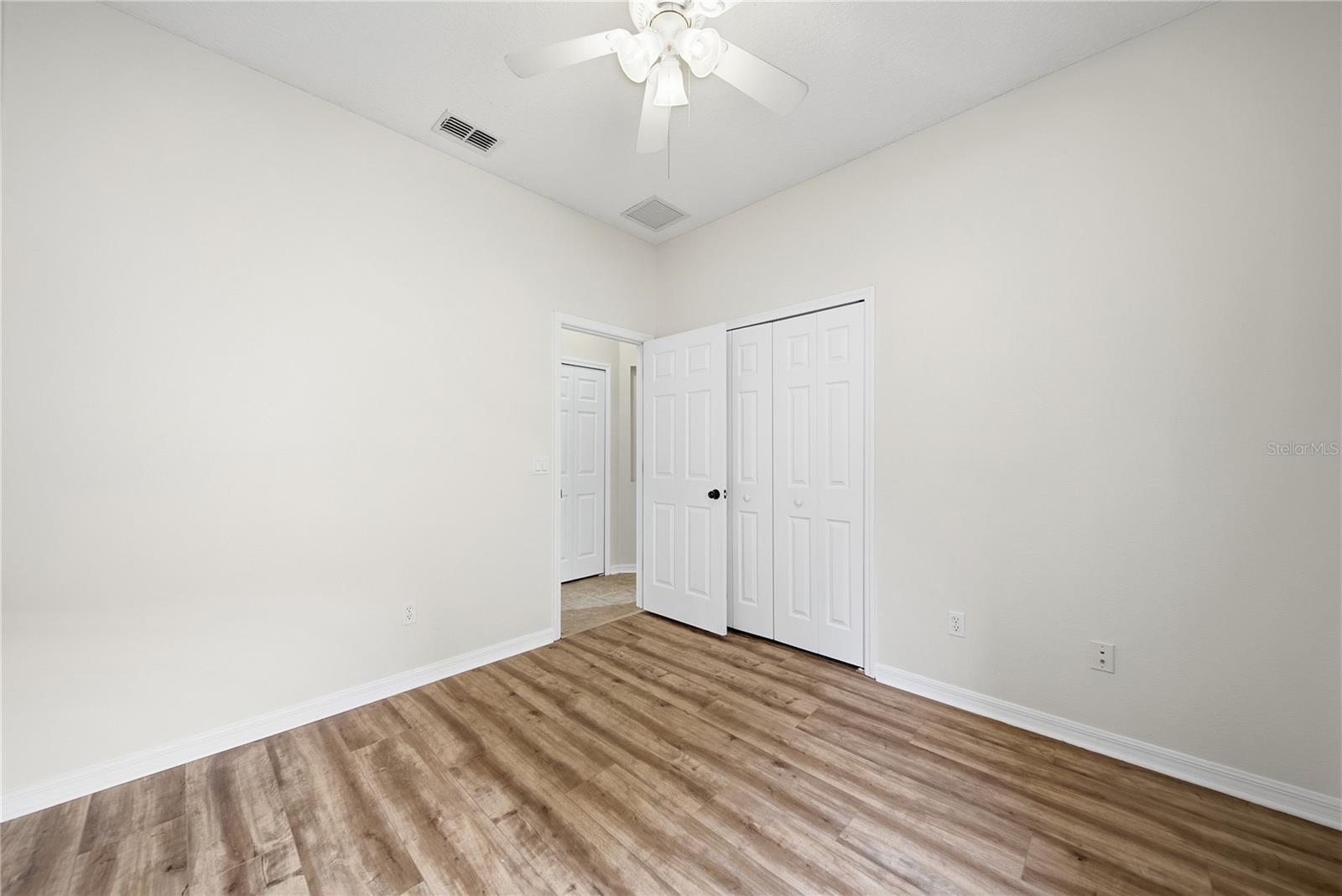 26016 SINGING LARK CT, LEESBURG, FL — photo 34