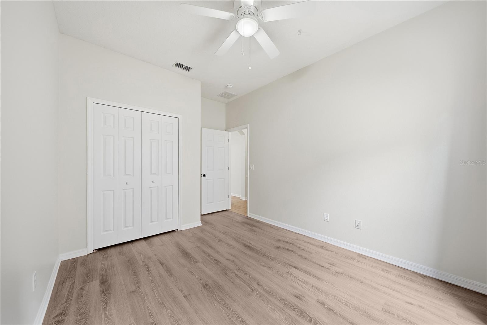 26016 SINGING LARK CT, LEESBURG, FL — photo 40