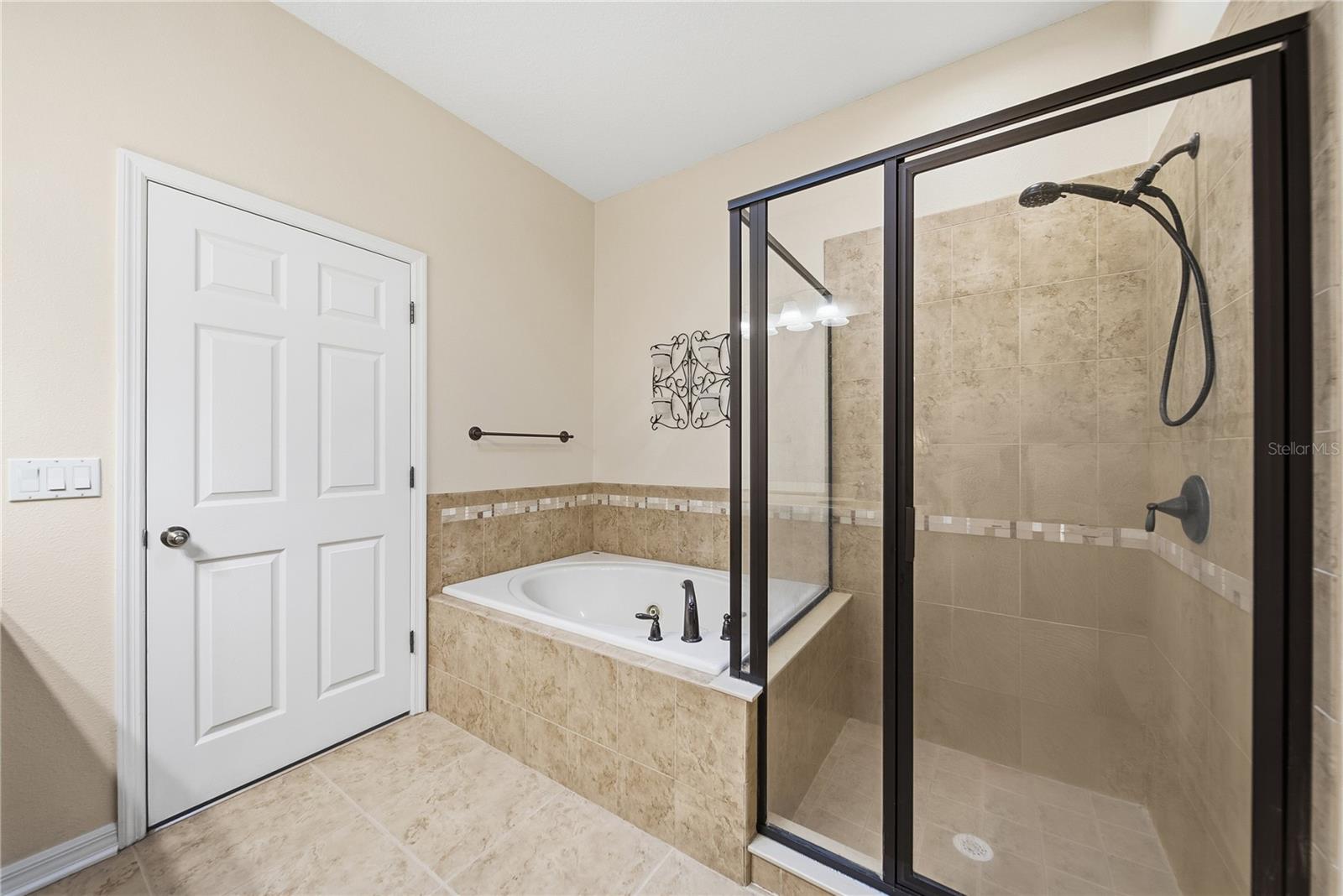 26016 SINGING LARK CT, LEESBURG, FL — photo 48
