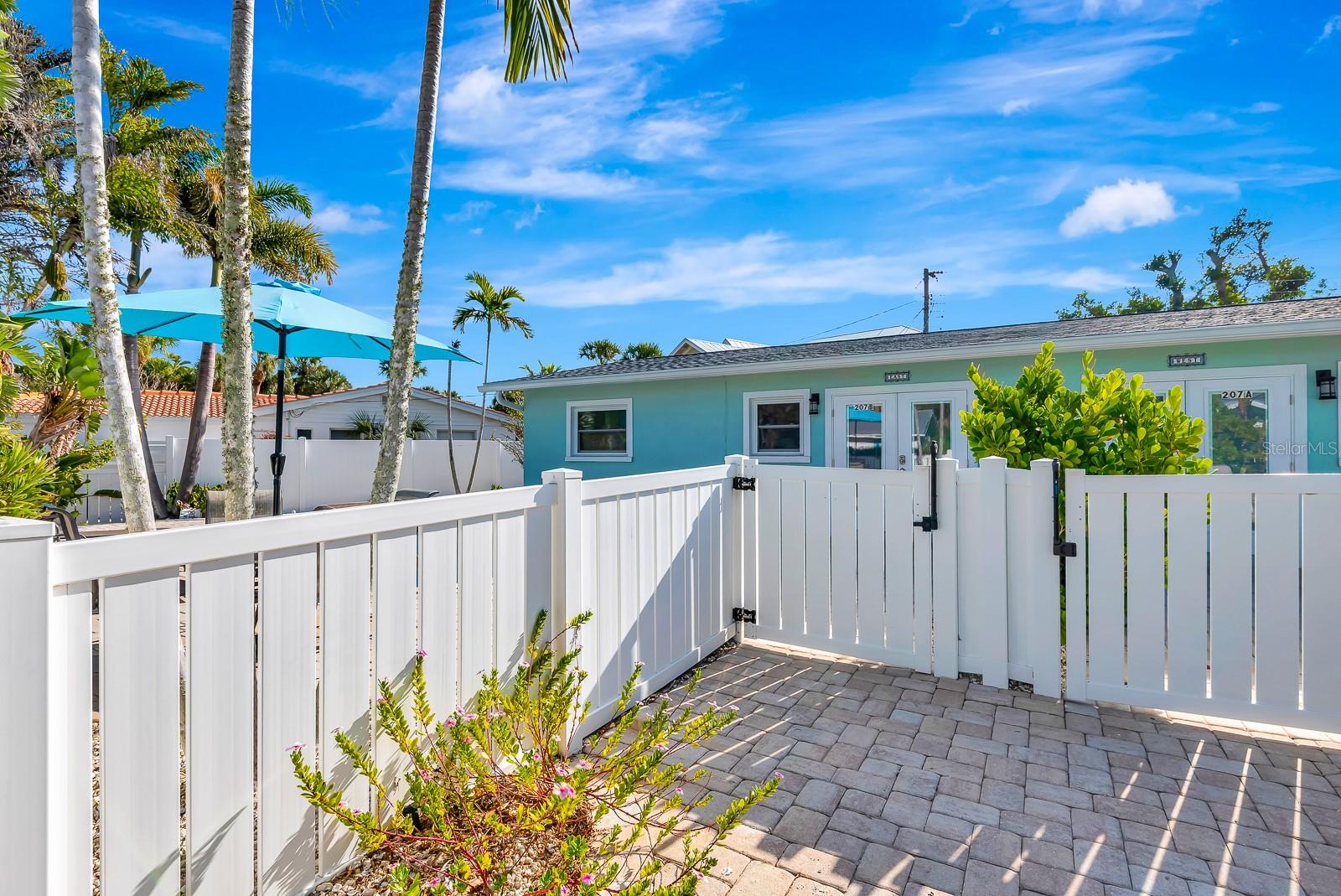 207 75TH ST #B, BRADENTON BEACH, FL — photo 3