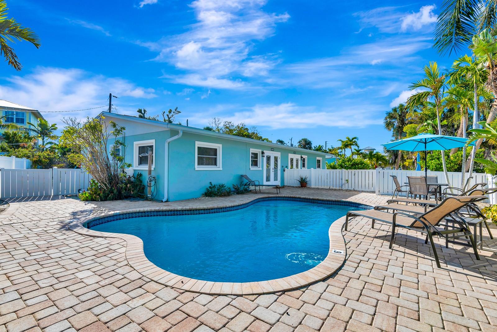 207 75TH ST #B, BRADENTON BEACH, FL — photo 8