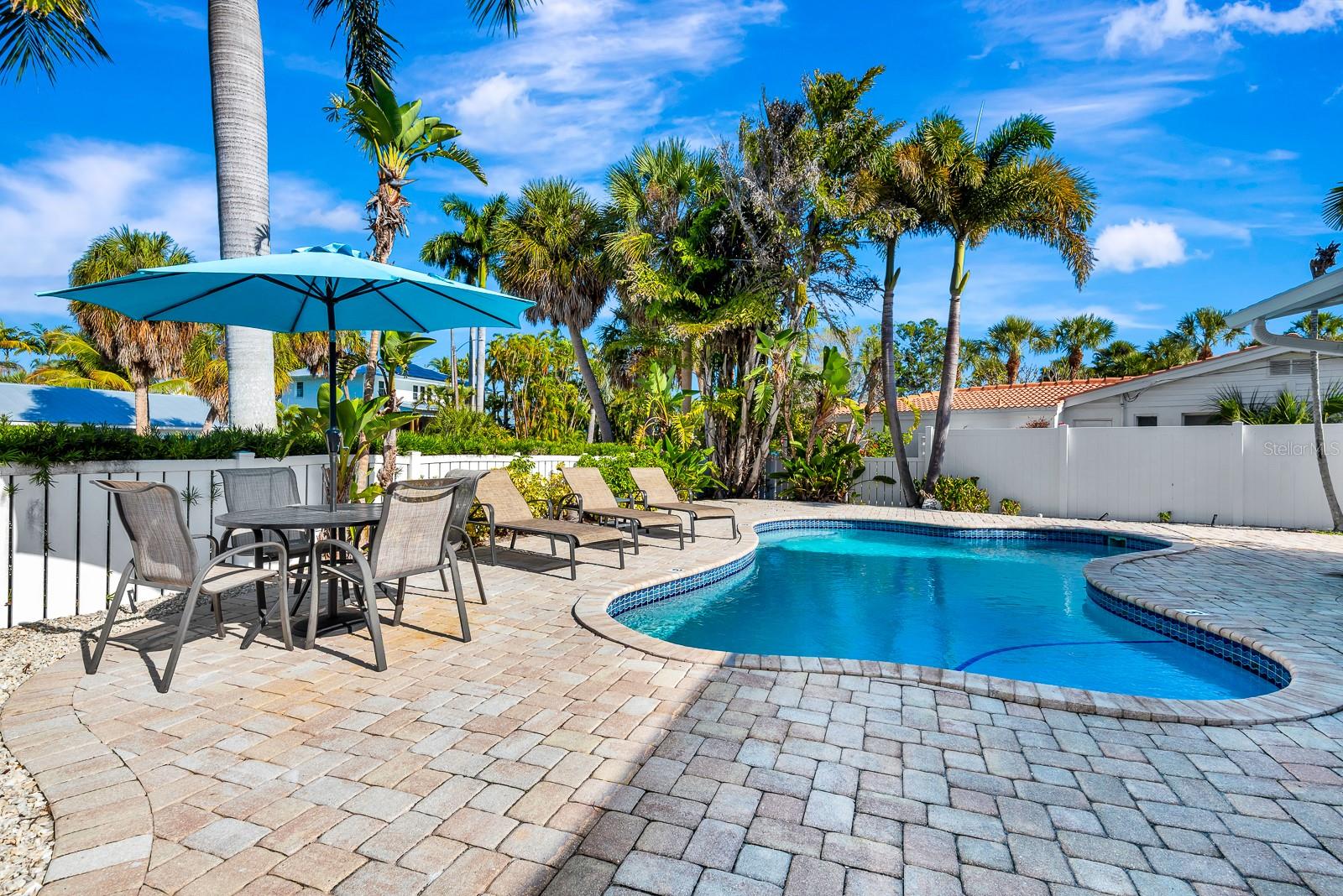 207 75TH ST #B, BRADENTON BEACH, FL — photo 9