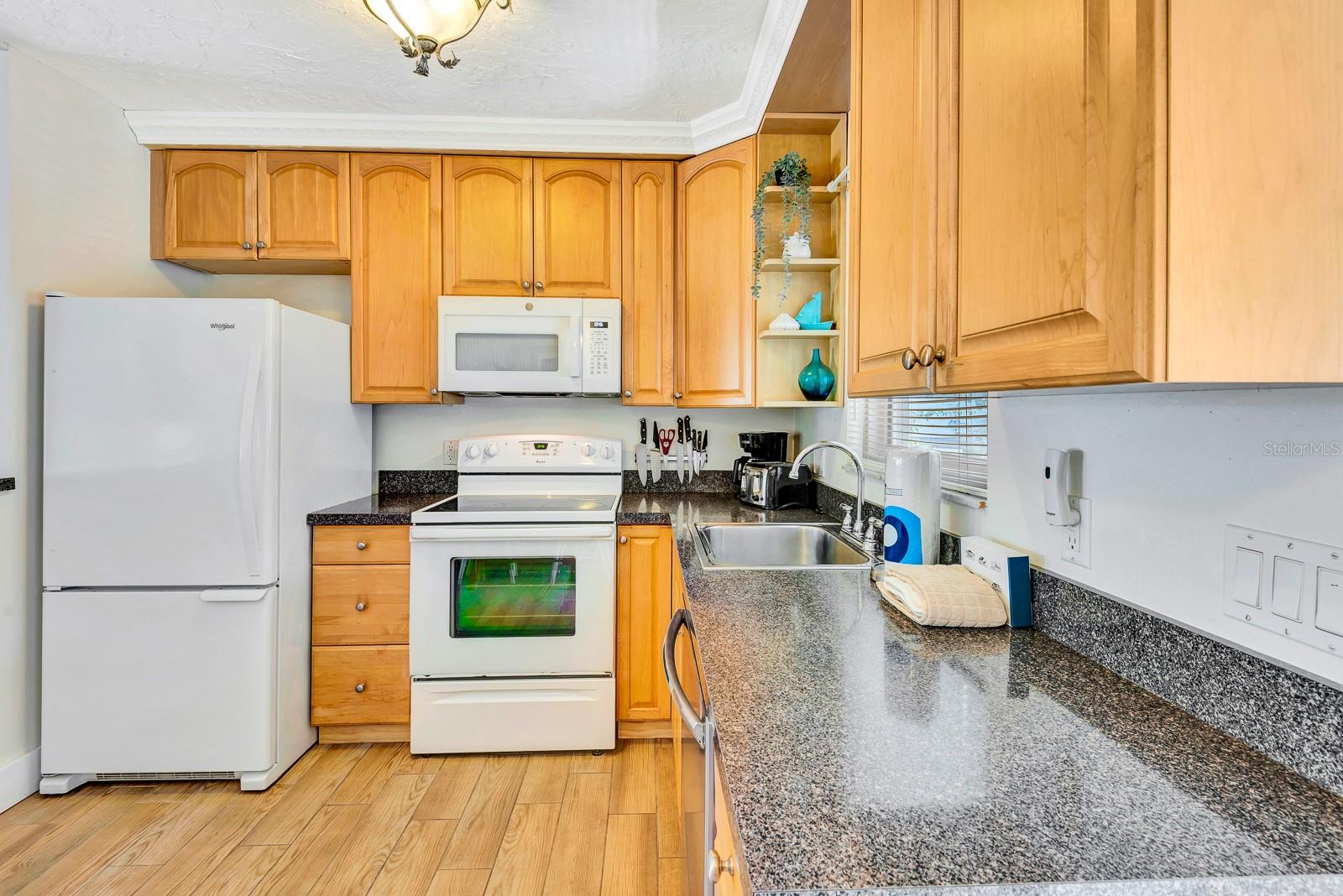 207 75TH ST #B, BRADENTON BEACH, FL — photo 19