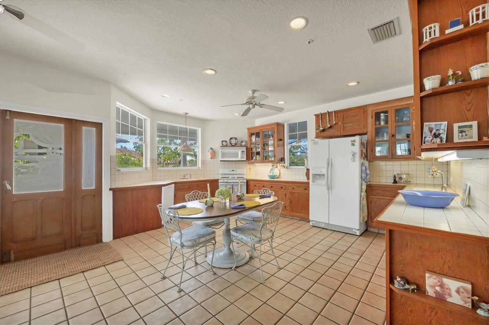 1660 16TH ST E, BOCA GRANDE, FL — photo 9