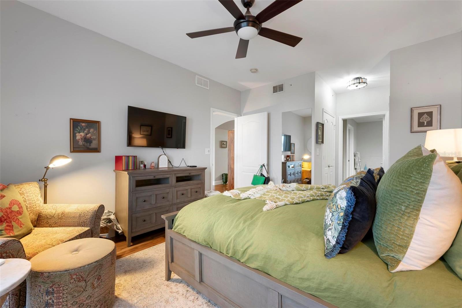 808 3RD AVE W #402, BRADENTON, FL — photo 24