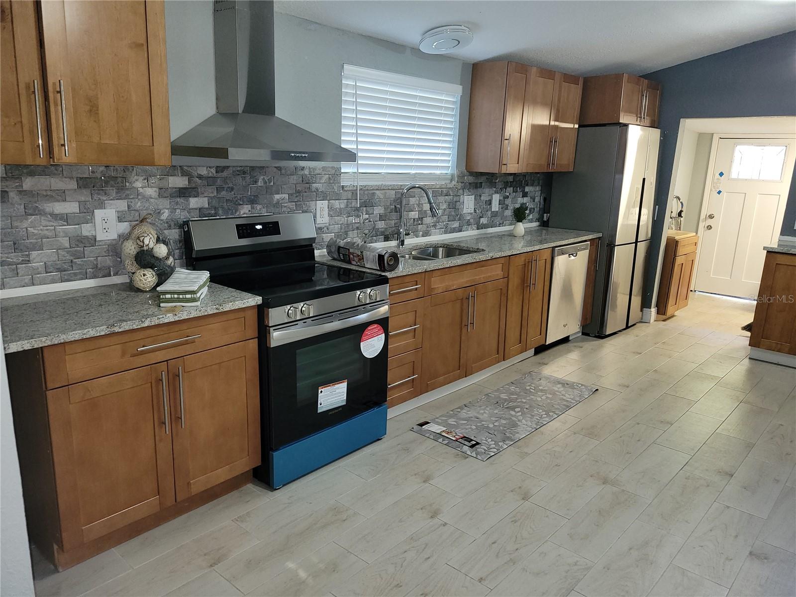 5548 11TH ST, ZEPHYRHILLS, FL — photo 60