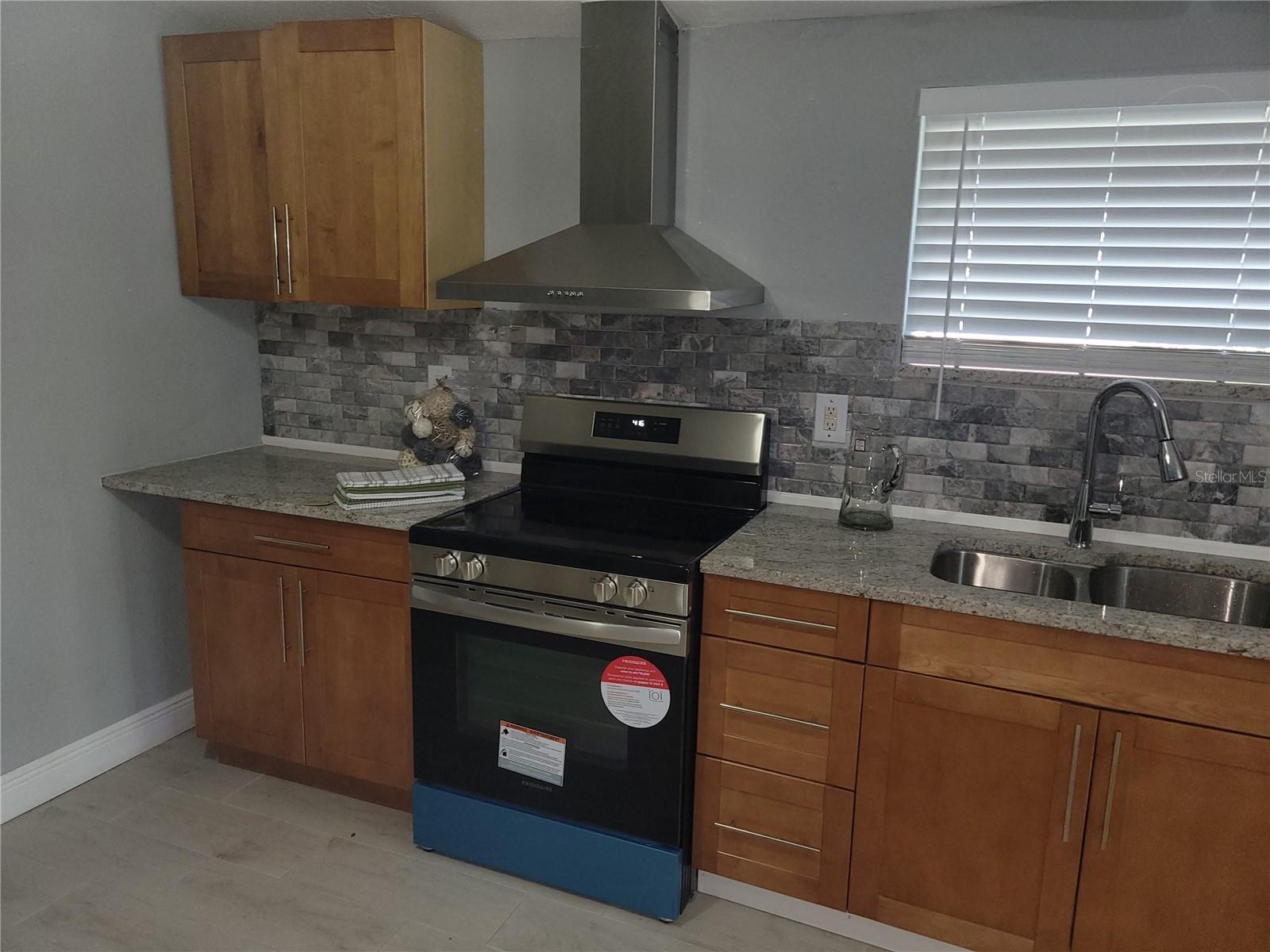 5548 11TH ST, ZEPHYRHILLS, FL — photo 76