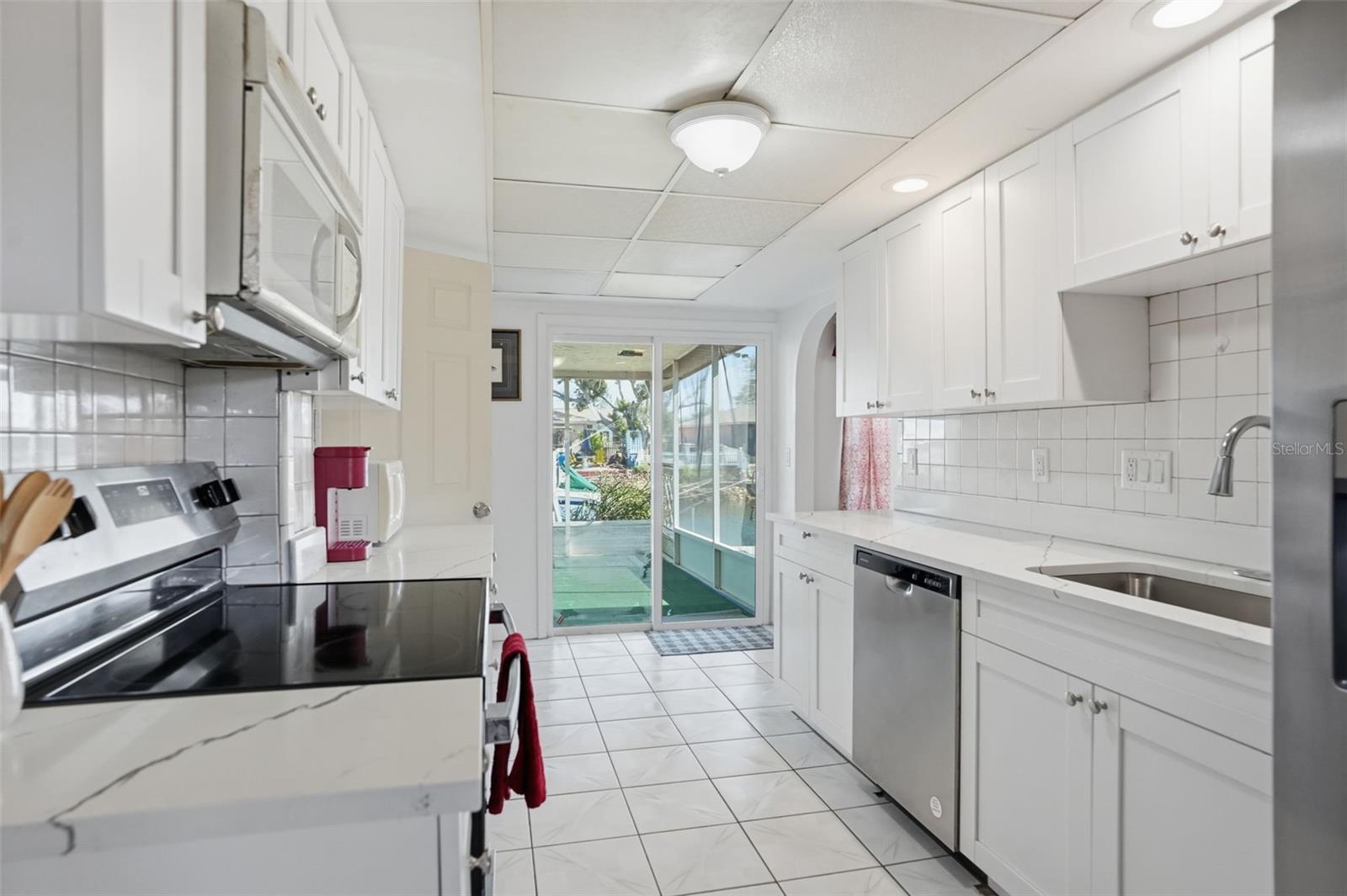 13630 GARRIS DR, HUDSON, FL — photo 22