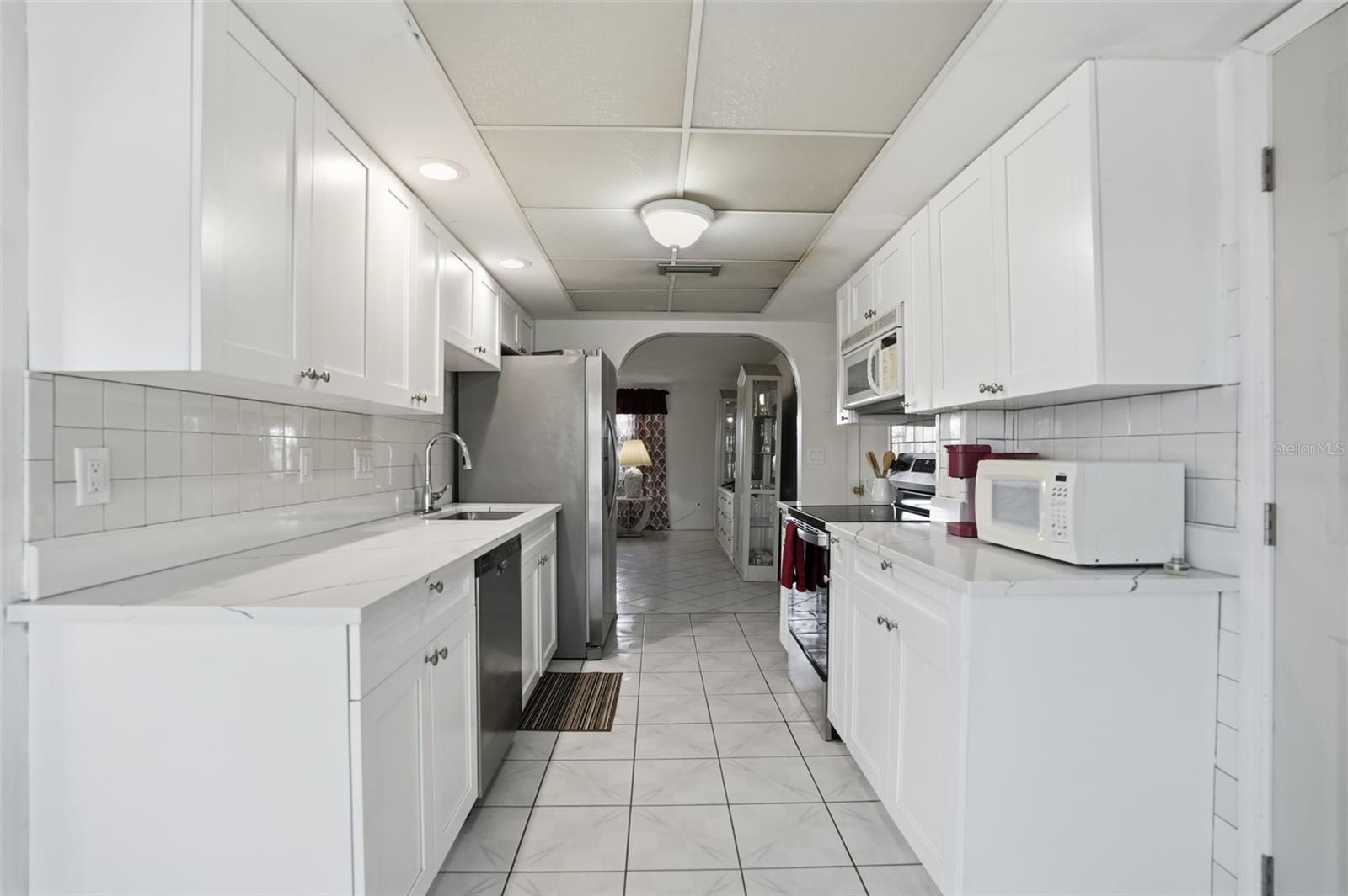 13630 GARRIS DR, HUDSON, FL — photo 32