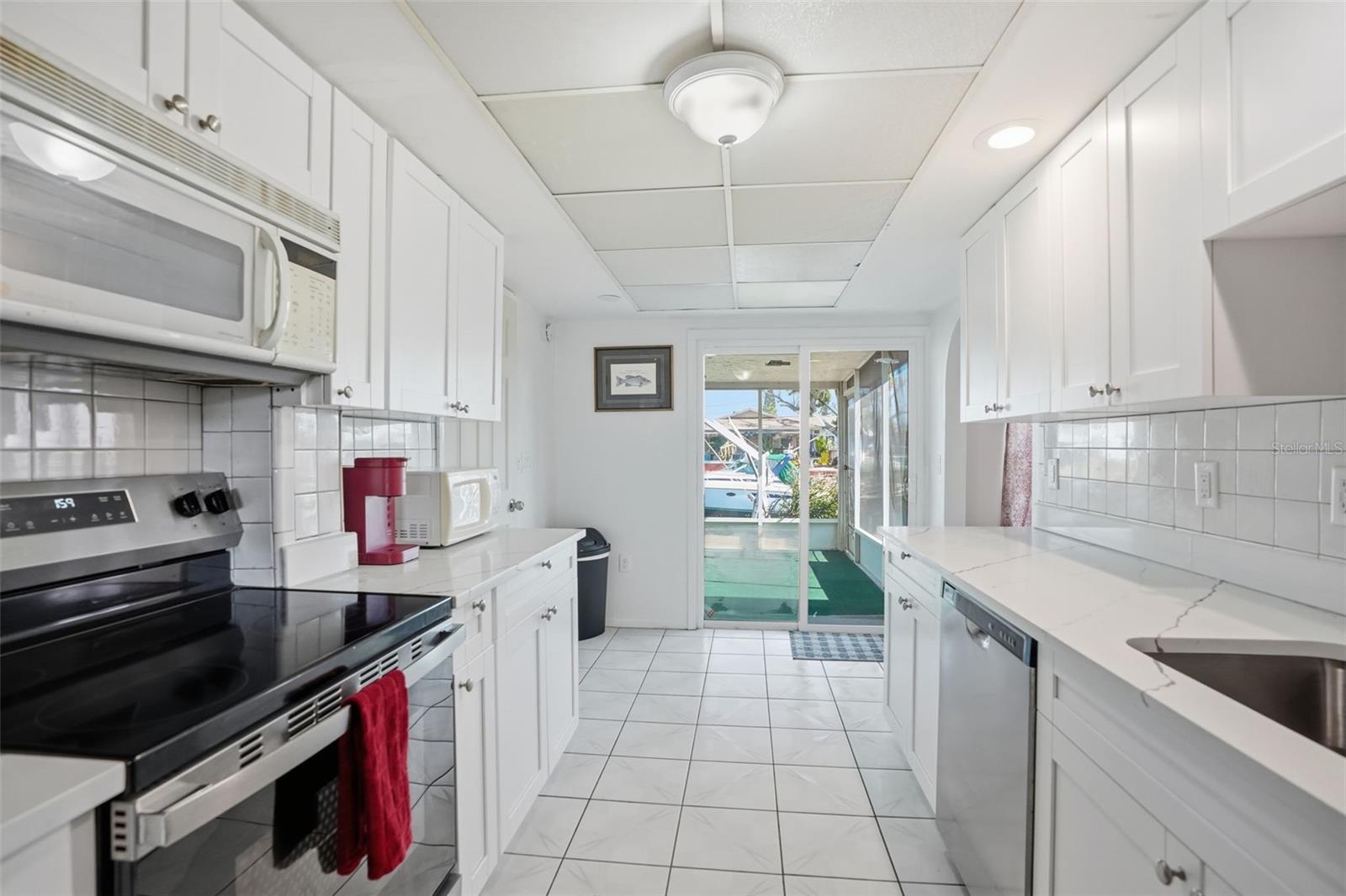 13630 GARRIS DR, HUDSON, FL — photo 33
