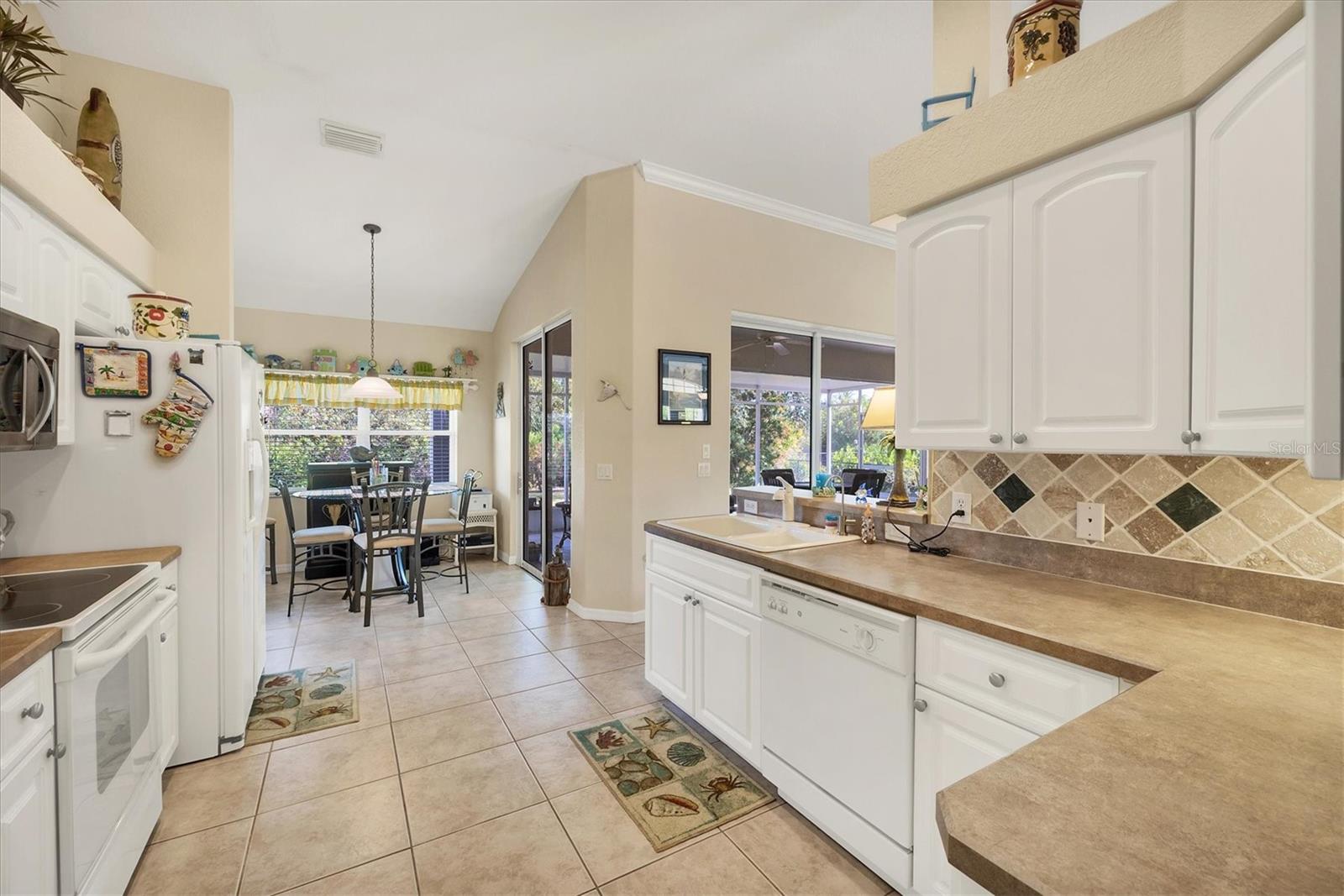 9350 GULFSTREAM BLVD, ENGLEWOOD, FL — photo 13