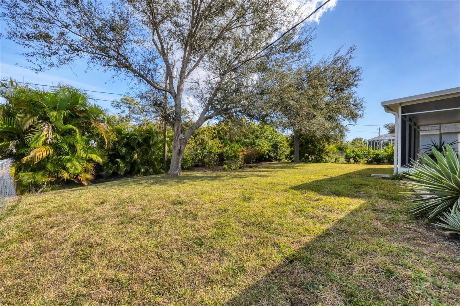 9350 GULFSTREAM BLVD, ENGLEWOOD, FL — photo 32