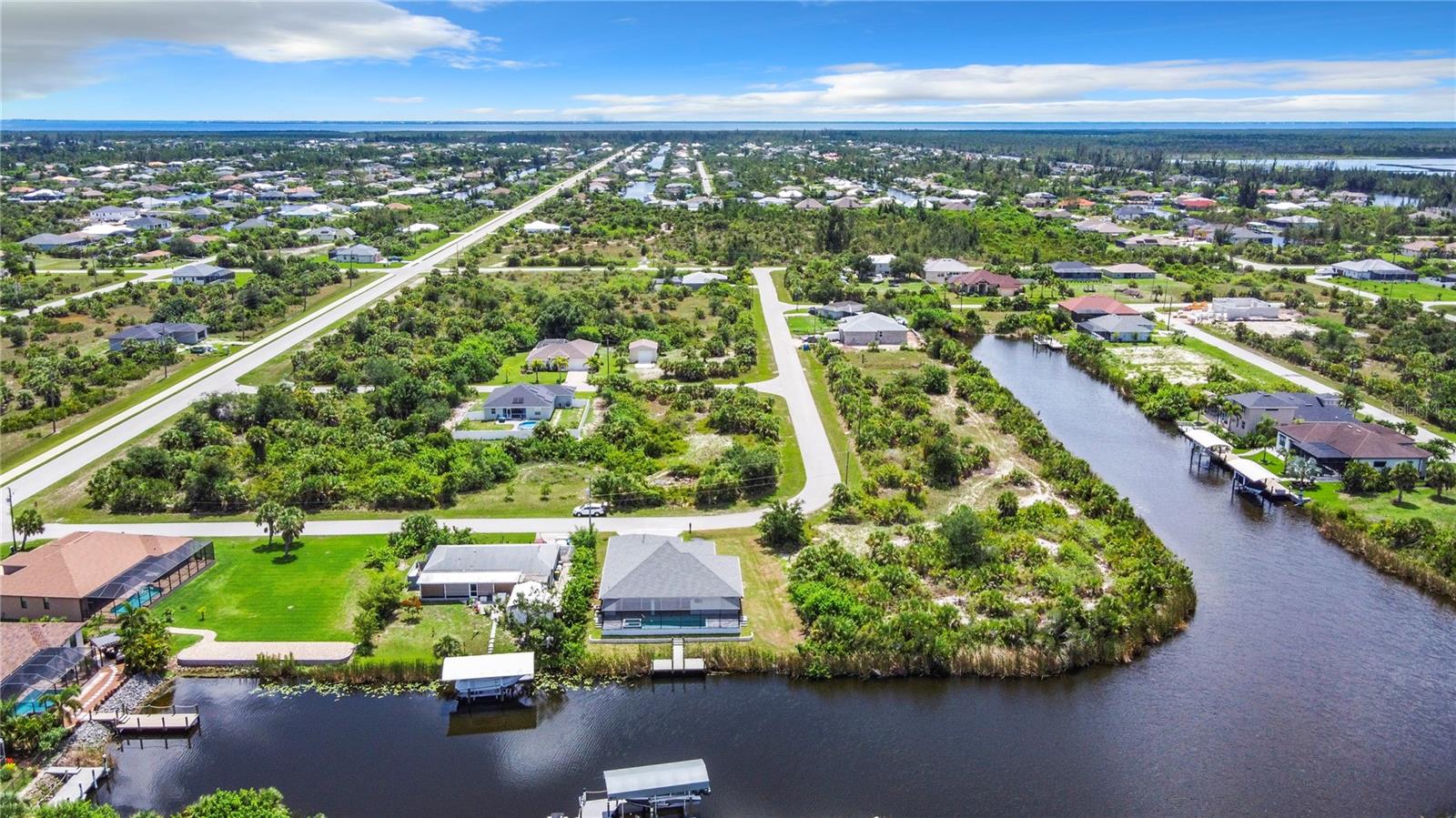14267 MONTMARTE AVE, PORT CHARLOTTE, FL — photo 6