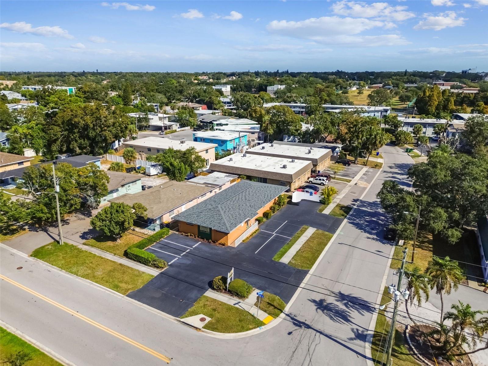 321 S LINCOLN AVE, CLEARWATER, FL — photo 35