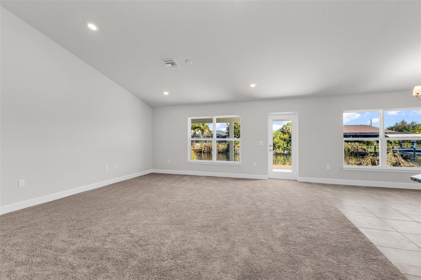 9500 SINGER CIR, PORT CHARLOTTE, FL — photo 21