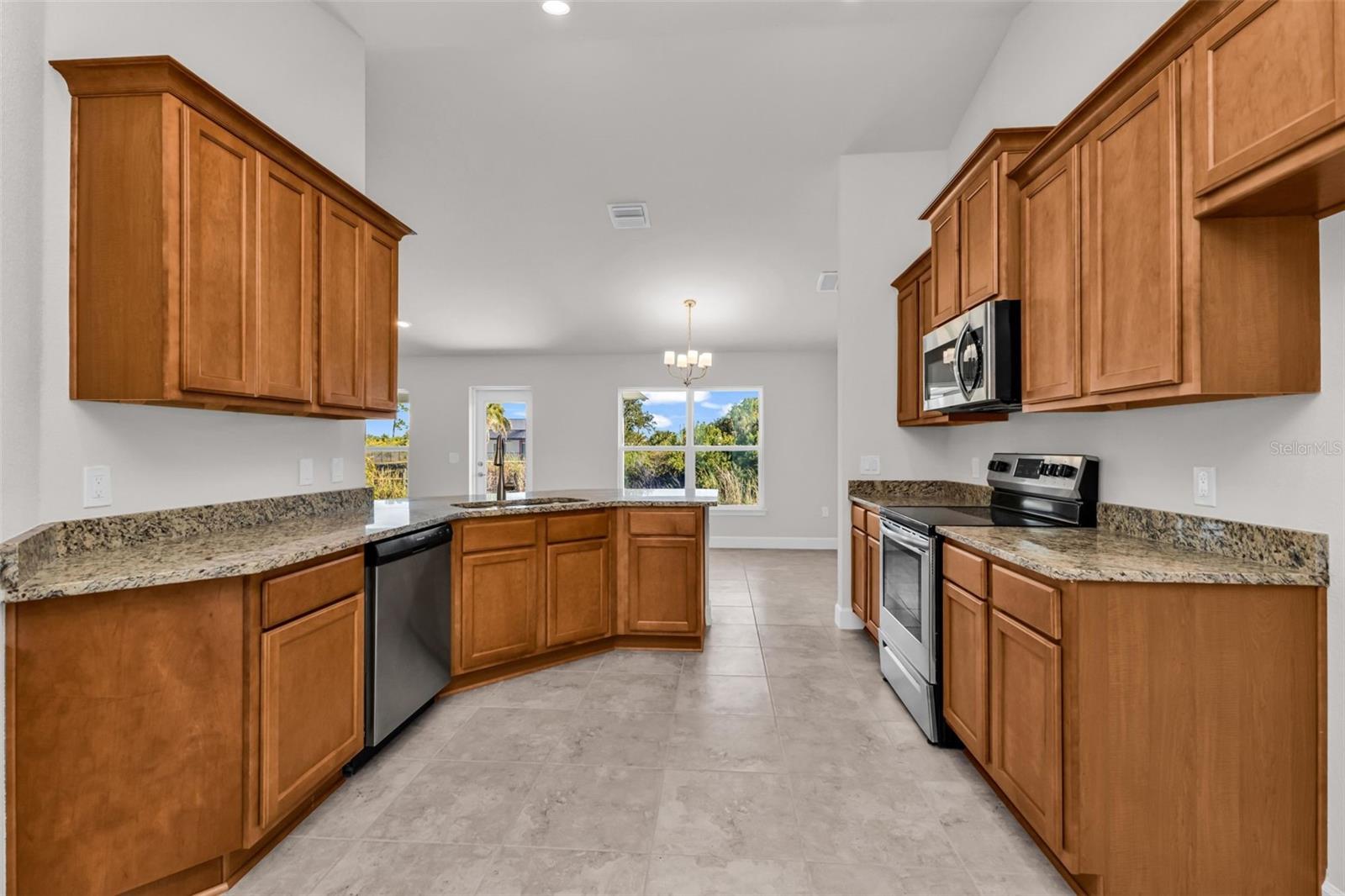 9500 SINGER CIR, PORT CHARLOTTE, FL — photo 26