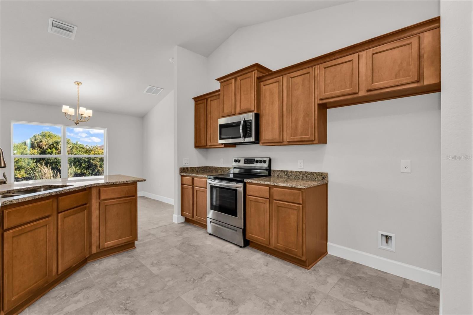 9500 SINGER CIR, PORT CHARLOTTE, FL — photo 27