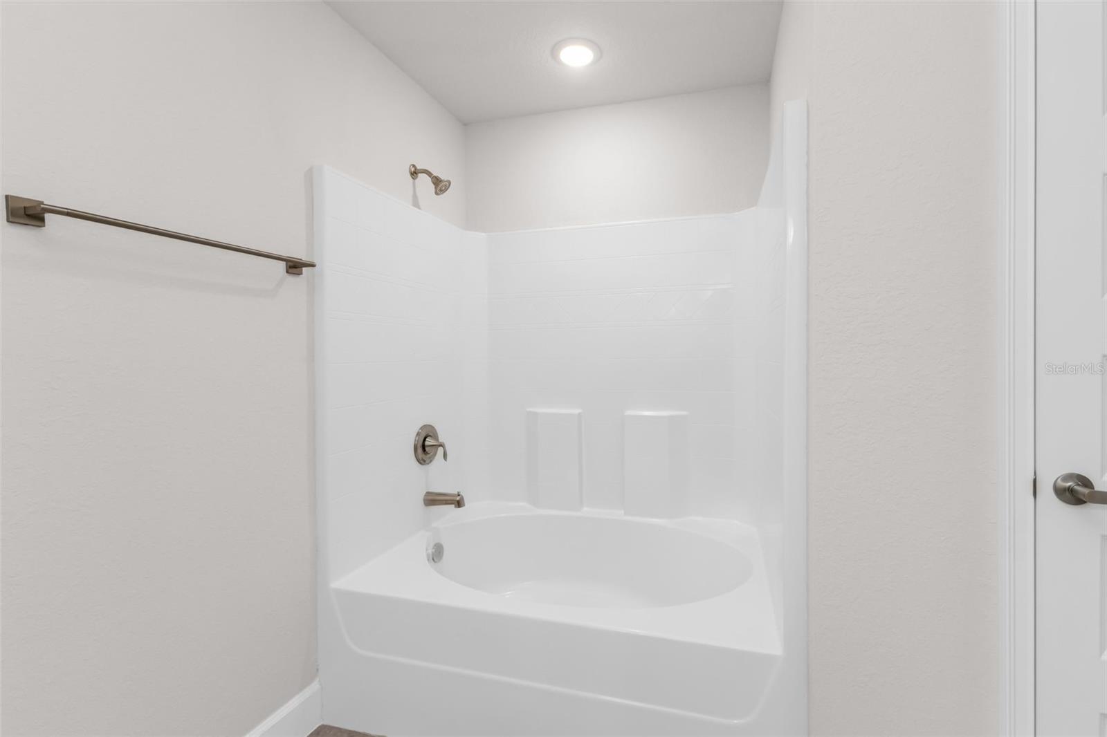 9500 SINGER CIR, PORT CHARLOTTE, FL — photo 36