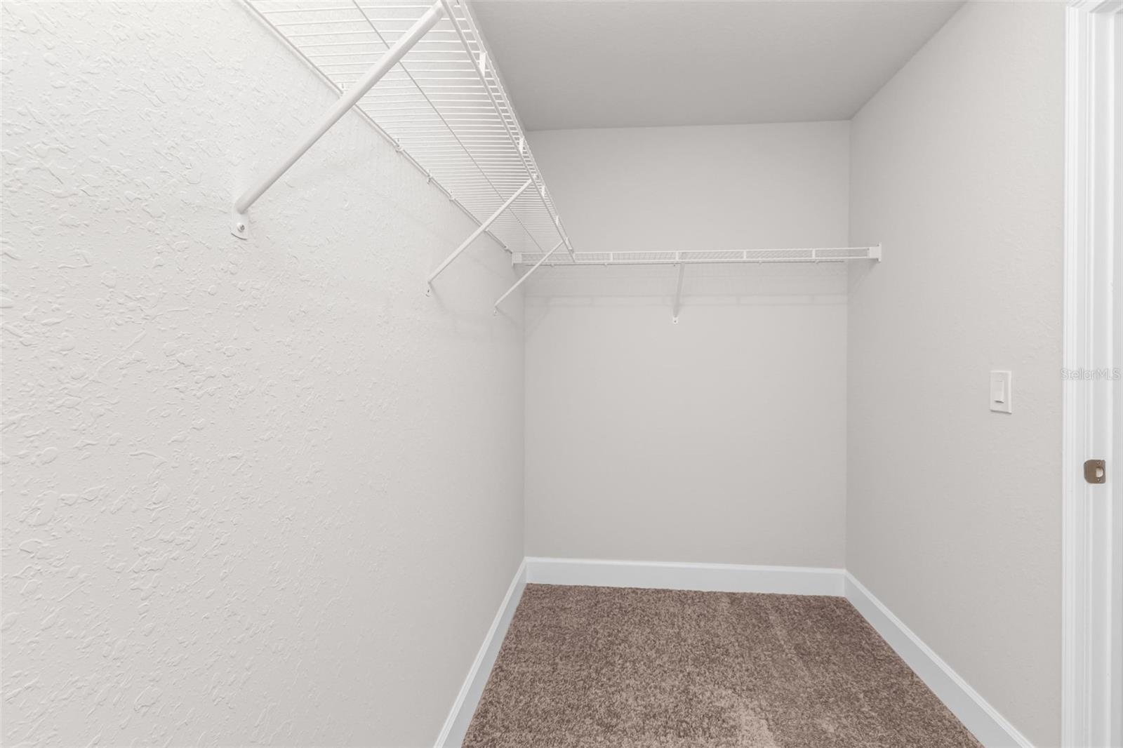 9500 SINGER CIR, PORT CHARLOTTE, FL — photo 37