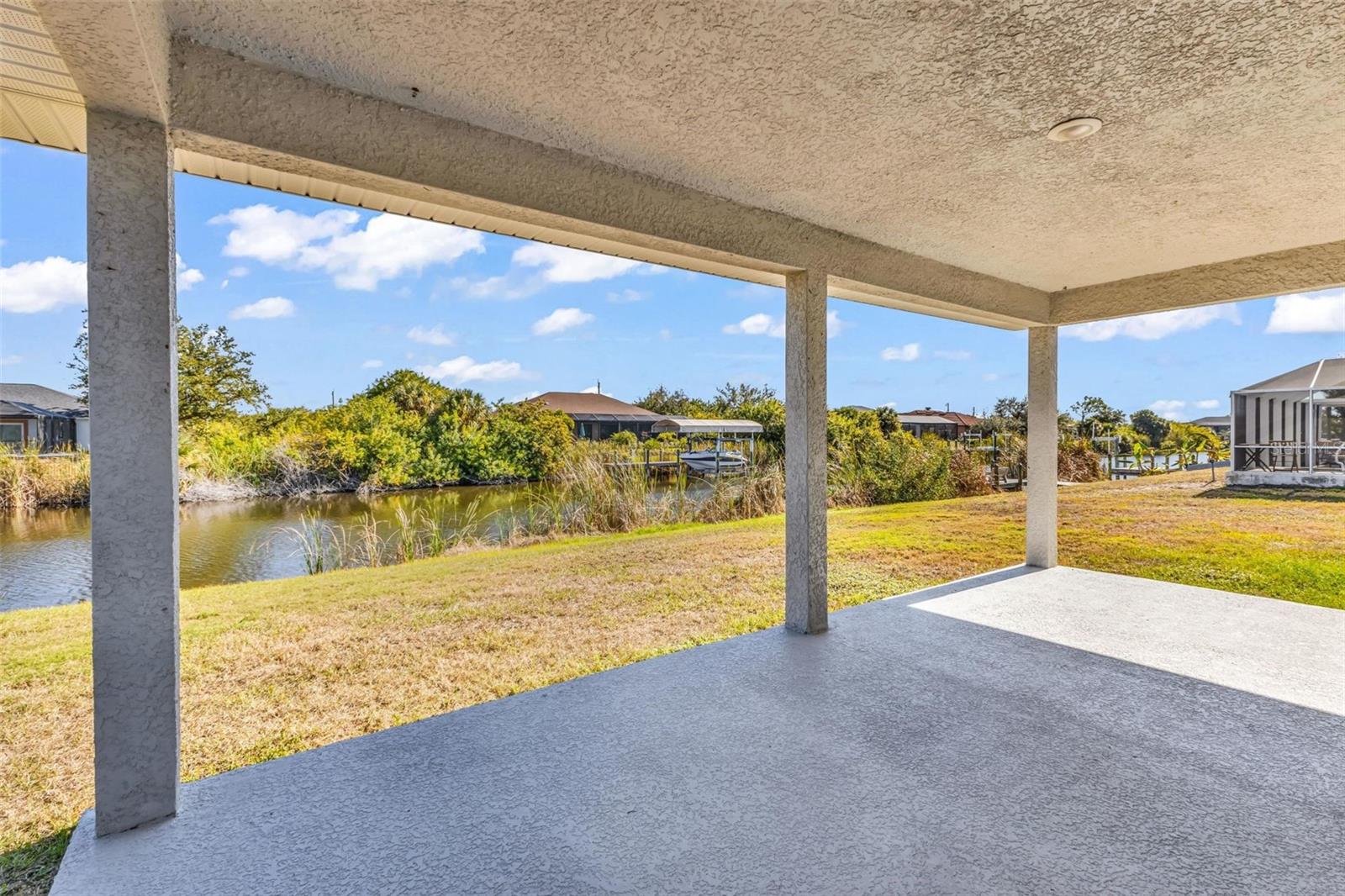9500 SINGER CIR, PORT CHARLOTTE, FL — photo 41