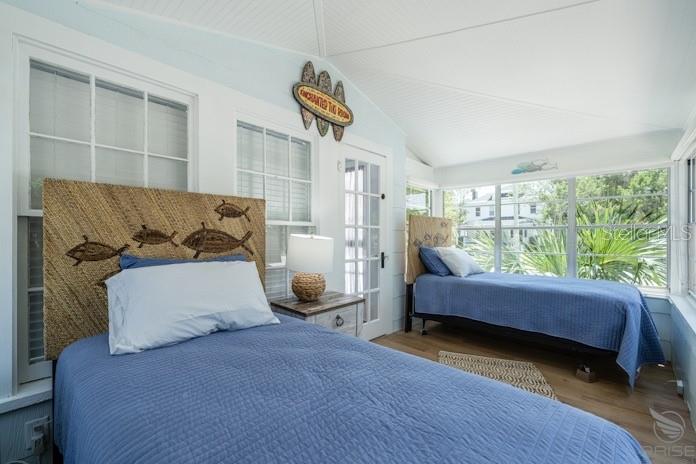 301 LIVE OAK ST, NEW SMYRNA BEACH, FL — photo 14