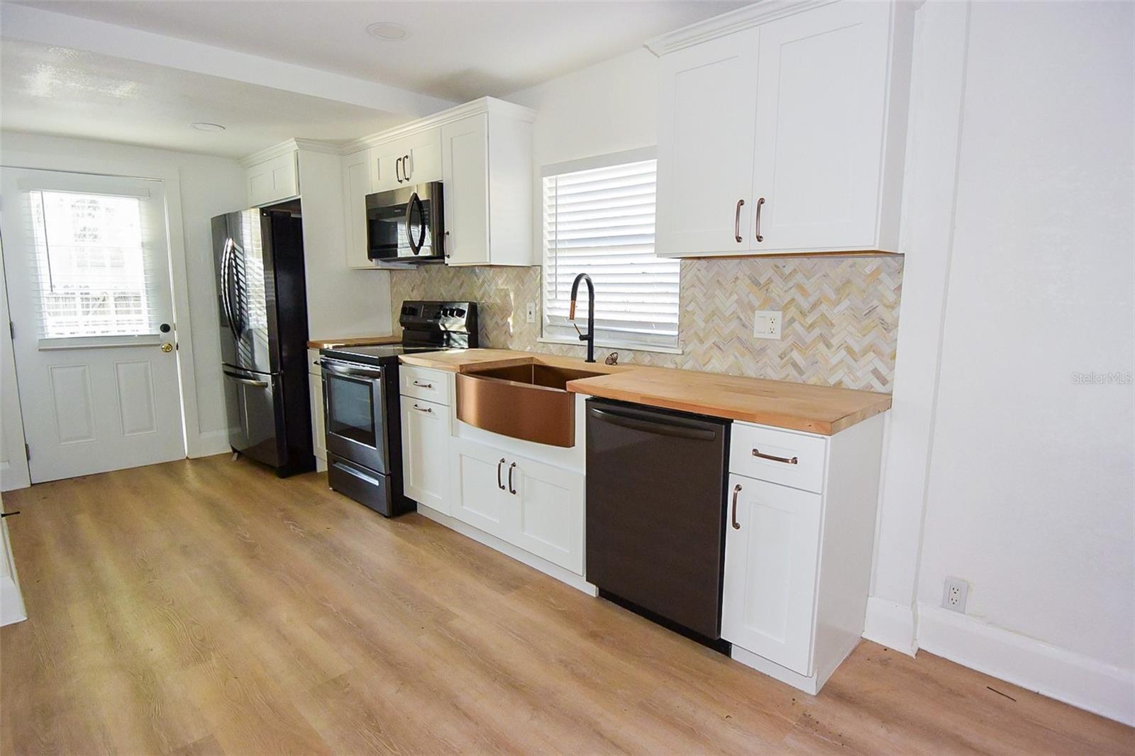 3810 N ARLINGTON AVE, TAMPA, FL — photo 13
