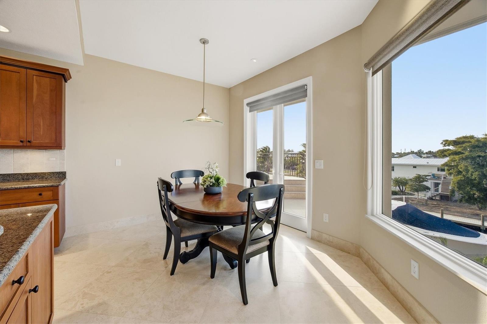 761 NORTON ST, LONGBOAT KEY, FL — photo 37